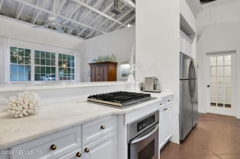 487 33rd Avenue, Jacksonville Beach FL - photo 24 of 60