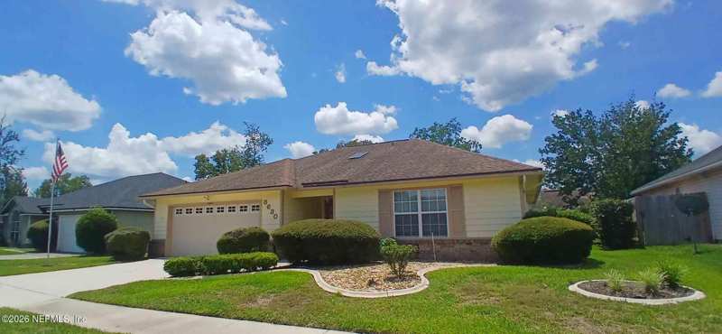 3 bedroom Single Family Residence at 8630 Charlesgate Circle, Argyle/chimney Lakes, Jacksonville — photo 1