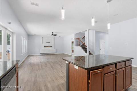 11167 Limerick Drive, Jacksonville FL - photo 15 of 42