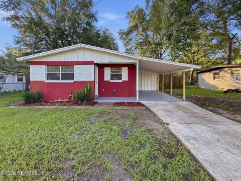 9753 Waynesboro Avenue, Jacksonville FL - photo 7 of 54