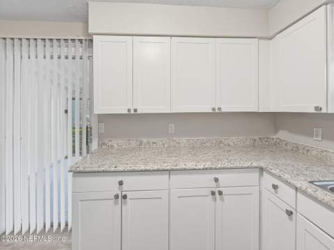 9753 Waynesboro Avenue, Jacksonville FL - photo 23 of 54