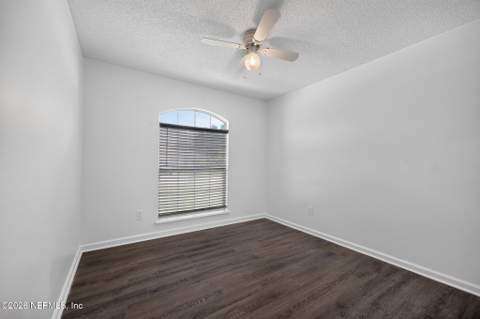 612 Abbey Court, Orange Park FL - photo 9 of 14