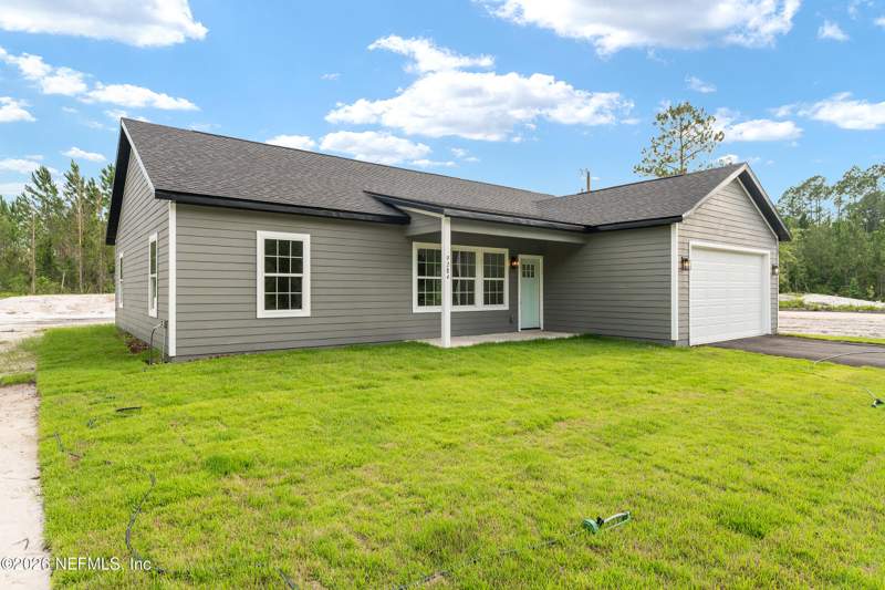 3 bedroom Single Family Residence at 9284 SW CR 18, Hampton, Hampton — photo 5