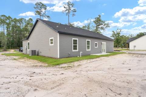 9284 SW CR 18, Hampton FL - photo 11 of 48