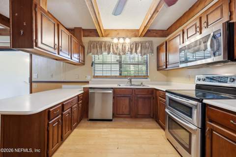 802 S 15th Street, Palatka FL - photo 11 of 95