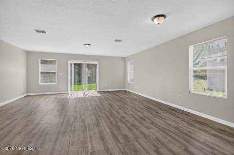 7082 Plymouth Grove Court, Jacksonville FL - photo 13 of 40
