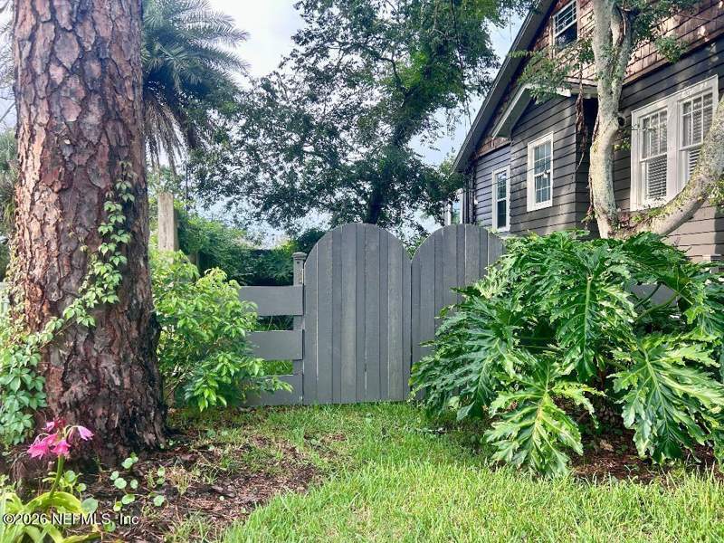 3 bedroom Single Family Residence at 32 E Park Avenue, Fullerwood, St. Augustine — photo 2