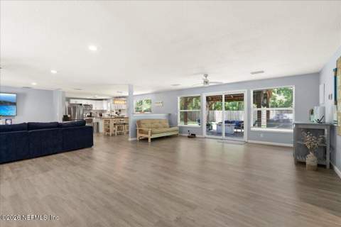 3959 Doctors Lake Drive, Orange Park FL - photo 8 of 39