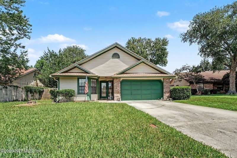 3 bedroom Single Family Residence at 593 Hewes Place, Heritage Hills, Orange Park — photo 1