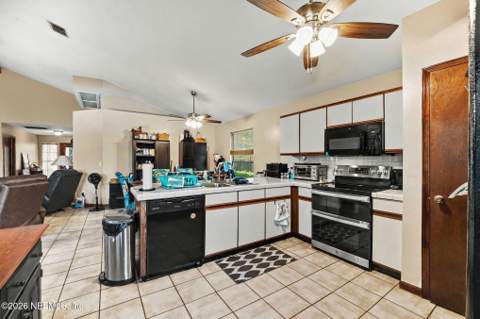 593 Hewes Place, Orange Park FL - photo 13 of 32