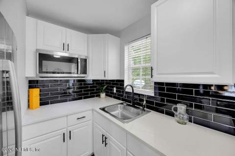 7335 Proxima Road, Jacksonville FL - photo 18 of 45