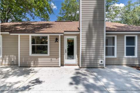9711 Bayou Bluff Drive, Jacksonville FL - photo 22 of 27