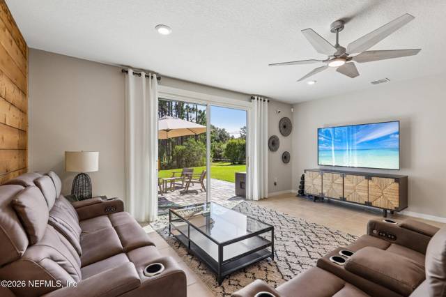 502 LA MANCHA Drive