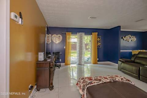 2337 Betsy Drive, Jacksonville FL - photo 6 of 20