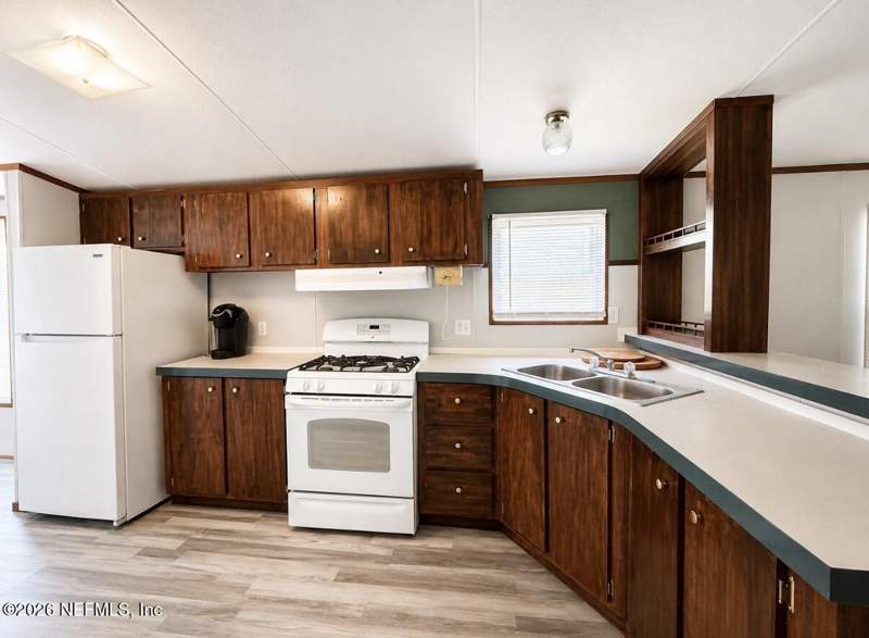 4 bedroom Single Family Residence at 392 Bardin Road, Palatka, Palatka — photo 4