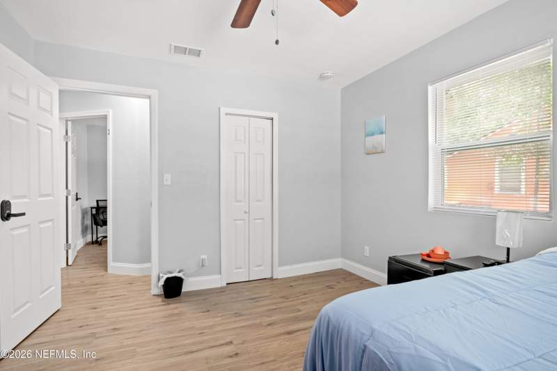 5 bedroom Single Family Residence at 3040 W 5th Street, Westwood Park, Jacksonville — photo 4