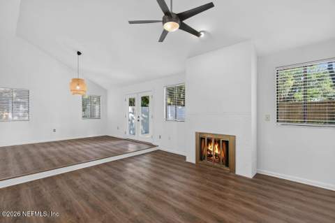 4340 Springmoor Drive, Jacksonville FL - photo 17 of 66