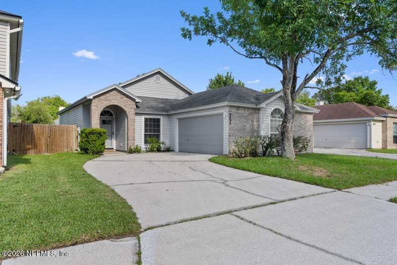 3 bedroom Single Family Residence at 3823 Union Pacific Drive, Fox Chase, Jacksonville — photo 1