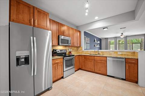 7490 Scarlet Ibis Lane, Jacksonville FL - photo 16 of 48
