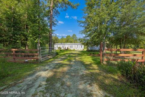 9874 Cedar Creek Farms Road, Glen St. Mary FL - photo 7 of 49