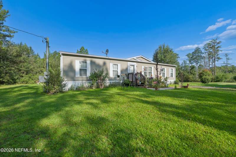 4 bedroom Single Family Residence at 9874 Cedar Creek Farms Road, Cedar Creek Farms, Glen St. Mary — photo 3