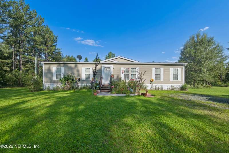 4 bedroom Single Family Residence at 9874 Cedar Creek Farms Road, Cedar Creek Farms, Glen St. Mary — photo 2