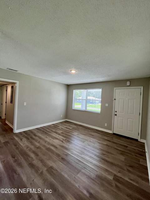 10519 Arendal Road, Jacksonville FL - photo 10 of 32