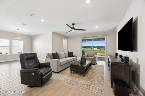 3369 Tupelo Loop, Green Cove Springs FL - photo 9 of 59