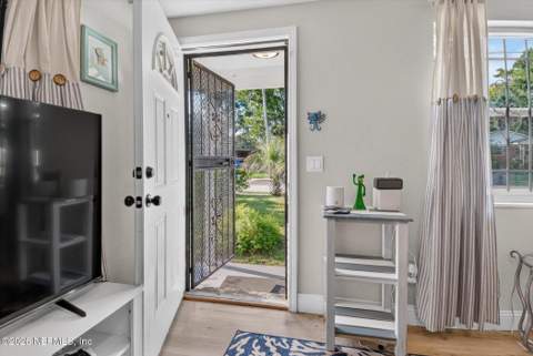 2328 W 10th Street, Jacksonville FL - photo 7 of 28
