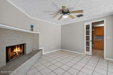 9925 Timberlake Drive, Jacksonville FL - photo 11 of 37