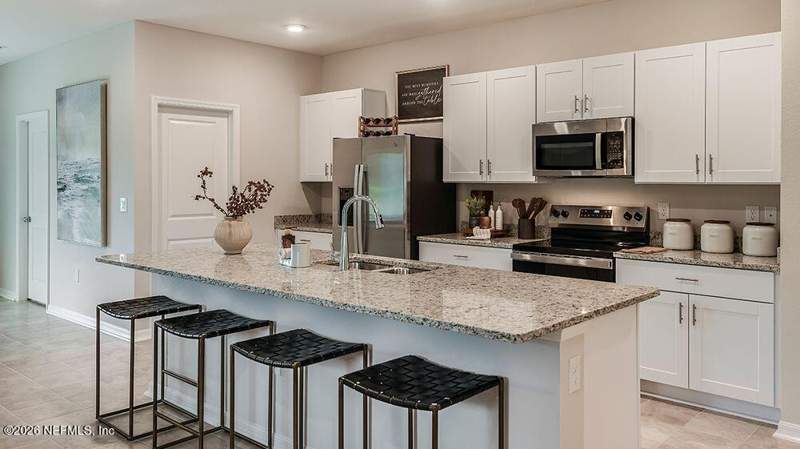 4 bedroom Single Family Residence at 8459 Lilias Circle, Coopers Meadows, Jacksonville — photo 2