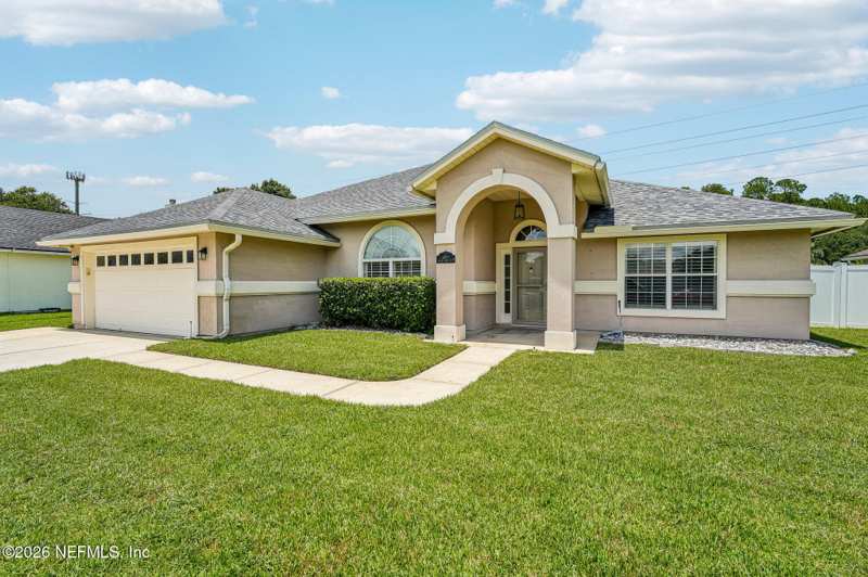 4 bedroom Single Family Residence at 4971 Grand Lakes Drive, Grand Lakes, Jacksonville — photo 1