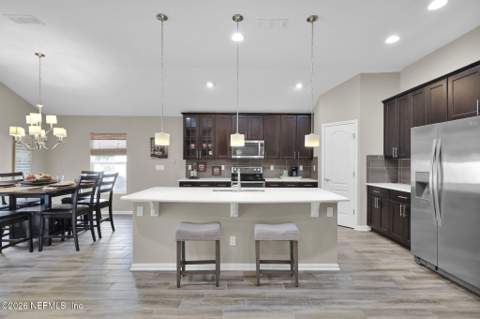 6341 Rolling Tree Street, Jacksonville FL - photo 8 of 40