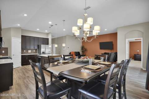 6341 Rolling Tree Street, Jacksonville FL - photo 14 of 40