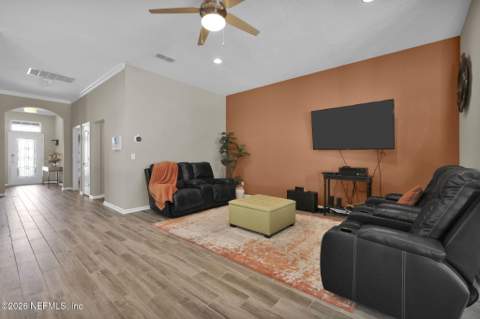 6341 Rolling Tree Street, Jacksonville FL - photo 15 of 40
