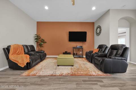 6341 Rolling Tree Street, Jacksonville FL - photo 19 of 40
