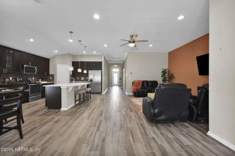 6341 Rolling Tree Street, Jacksonville FL - photo 20 of 40