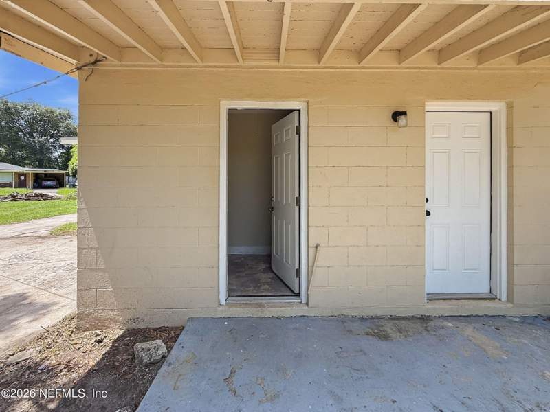 4 bedroom Single Family Residence at 5233 Dallen Lea Drive, Sherwood Forest, Jacksonville — photo 5