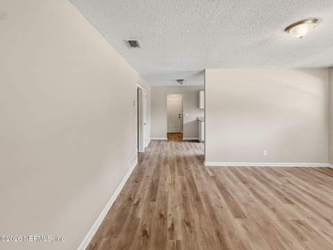 5233 Dallen Lea Drive, Jacksonville FL - photo 17 of 55