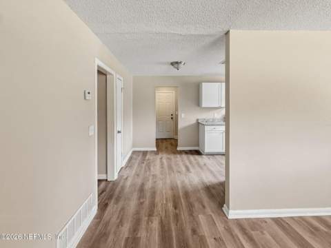 5233 Dallen Lea Drive, Jacksonville FL - photo 19 of 55