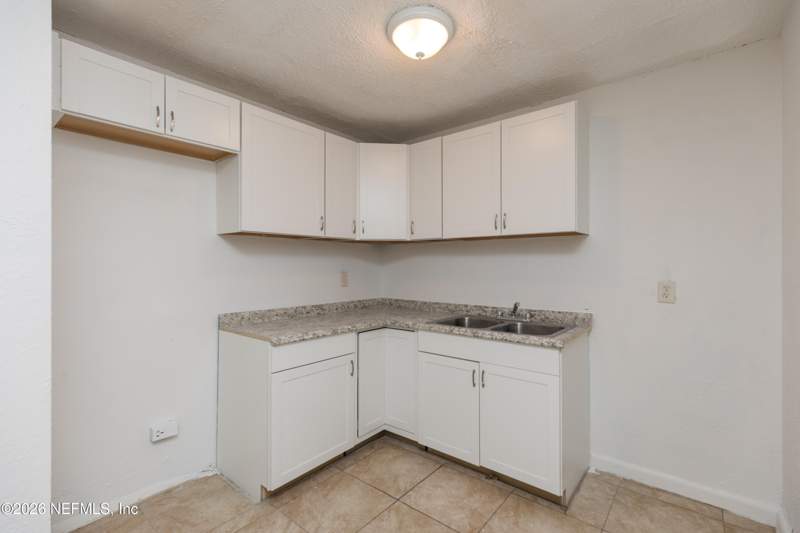 3 bedroom Townhouse at 7235 Ken Knight Drive, Washington Heights, Jacksonville — photo 3