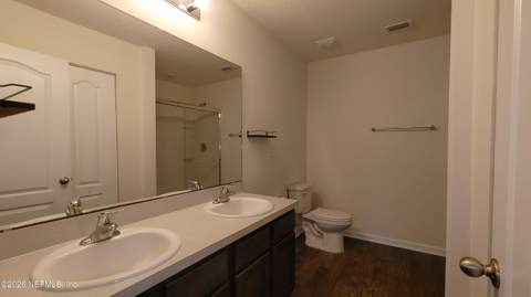 8324 Meadow Walk Lane, Jacksonville FL - photo 16 of 23