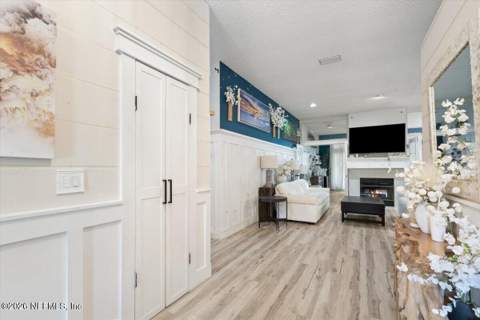 2118 Birch Bark Court, Jacksonville FL - photo 15 of 49