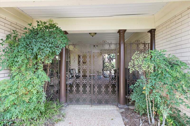 3 bedroom Single Family Residence at 2365 Smullian Trail, Herbroc Fountains, Jacksonville — photo 3