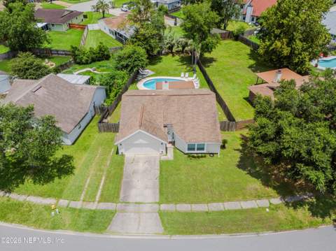 7260 Eagles Perch Drive, Jacksonville FL - photo 13 of 61