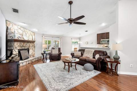 7260 Eagles Perch Drive, Jacksonville FL - photo 22 of 61