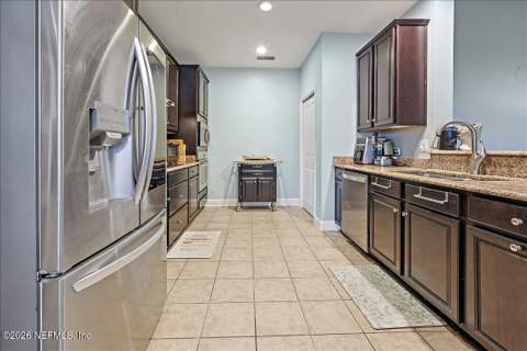 12205 Ridge Crossing Way, Jacksonville FL - photo 6 of 28