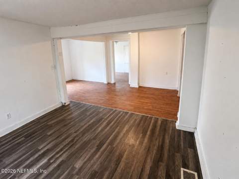 8903 Washington Avenue, Jacksonville FL - photo 10 of 21