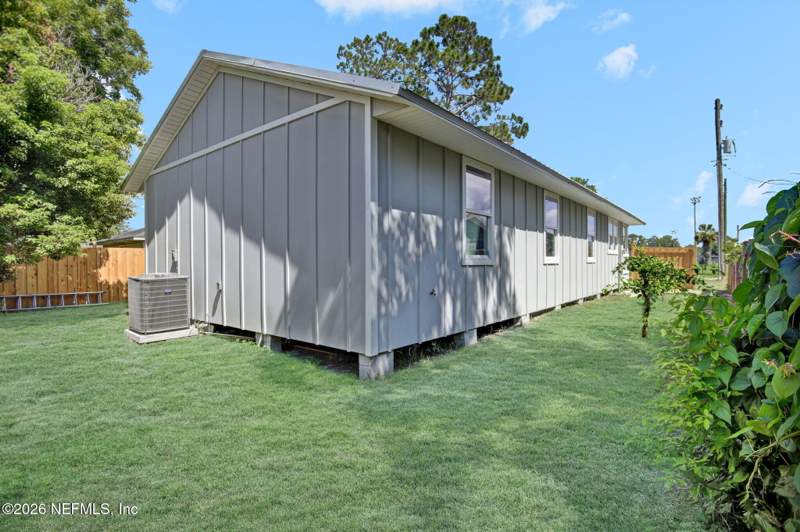 3 bedroom Single Family Residence at 1204 North Street, Golden Gate Manor, Green Cove Springs — photo 3