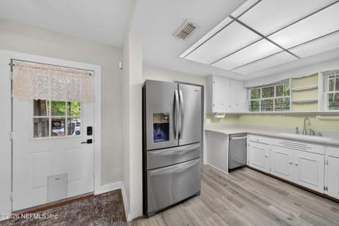 2735 Parental Home Road, Jacksonville FL - photo 10 of 35